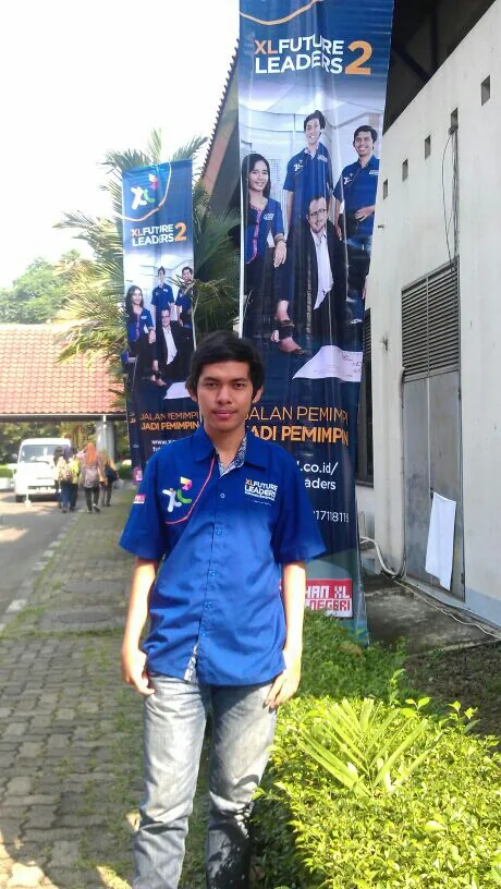 Kegiatan XL Future Leader Banner XL di roadshow UI 169x300 Kegiatan XL Future Leader